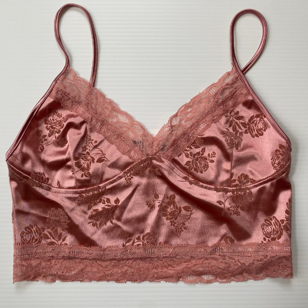 Motel Rocks Dyrana Crop Top